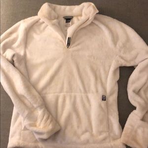 The North Face Women’s White Cozy Fleece 1/4 Zip